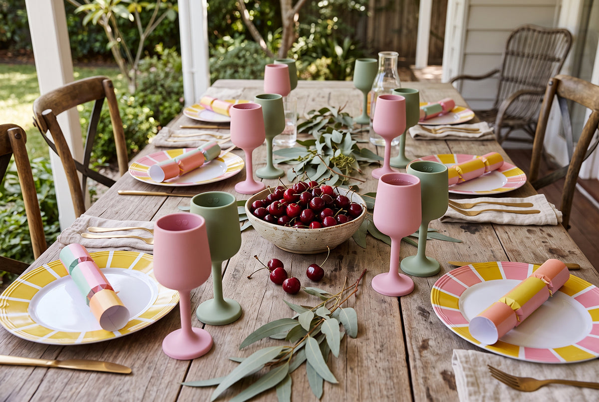 Christmas Table Decorations That Survive an Aussie Summer