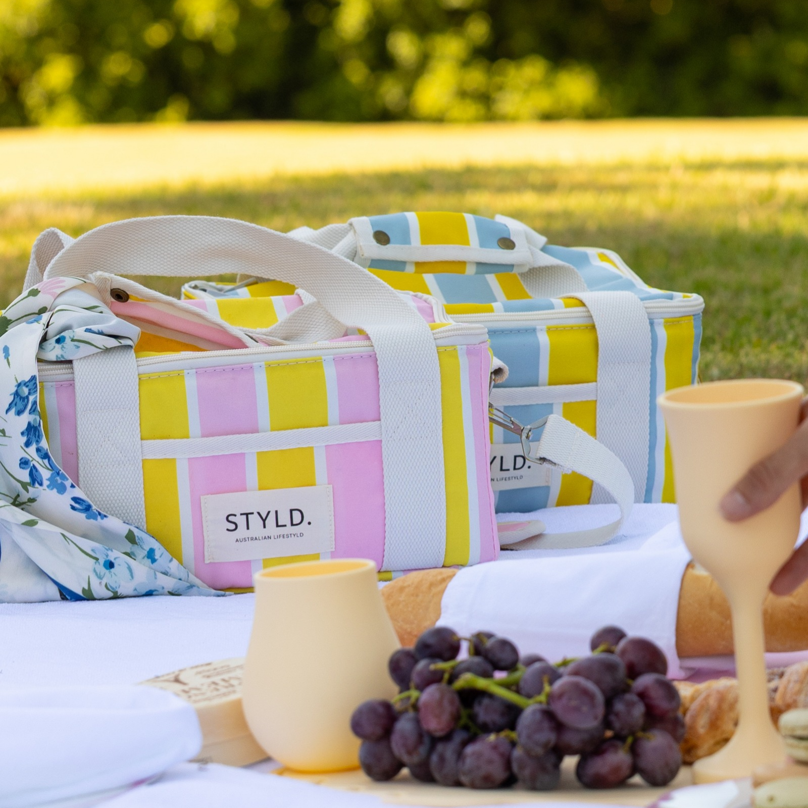 STYLD._Iconic_Marketplace_20260410_154150_0024.png