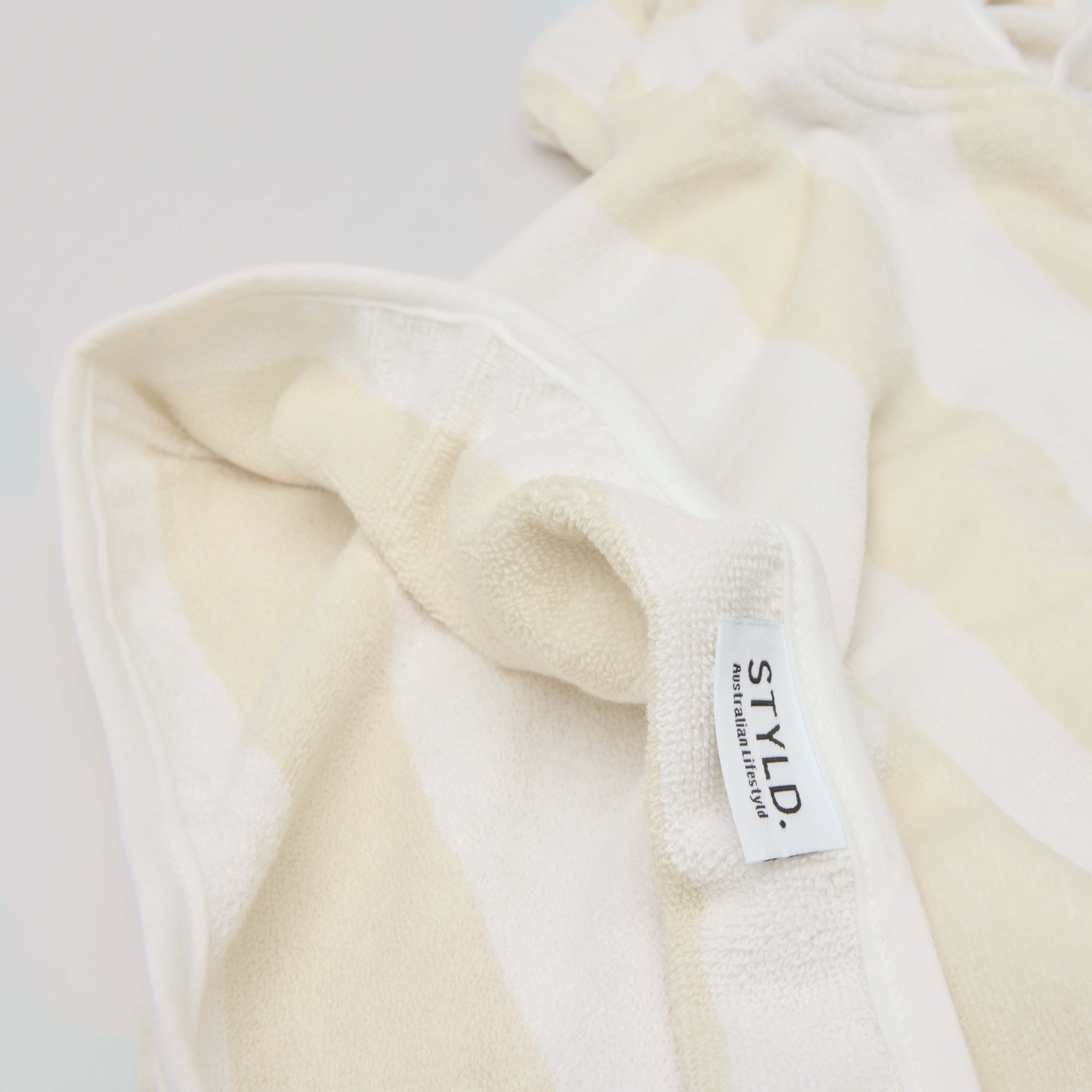 Vanilla Latte Poncho 1-3 years STYLD.